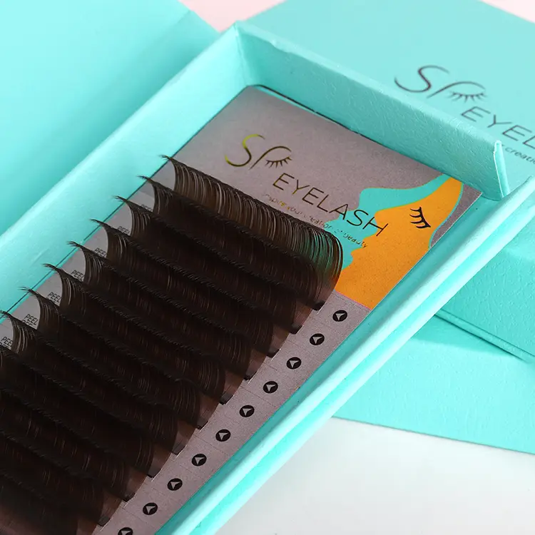 Klasikong natural na lashes